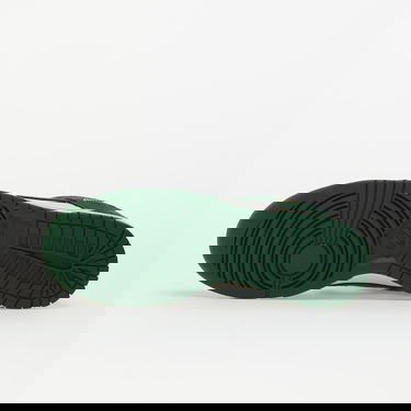 Superge in čevlji Nike Dunk Low Gorge Green Gold Mini Swoosh Zelena | IB4417-100, 1