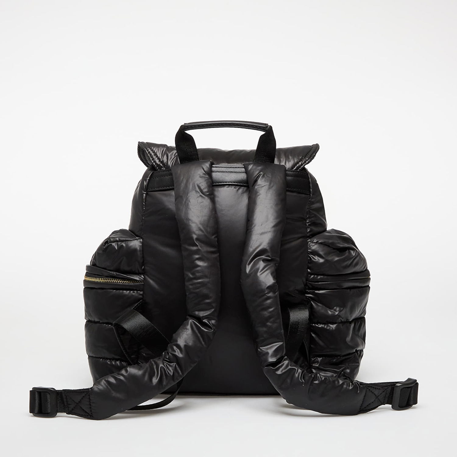 Nahrbtnik GUESS Nylon Padded Flap Backpack with Gold Hardware Črna | V5BZ13WF820-JBLK, 1
