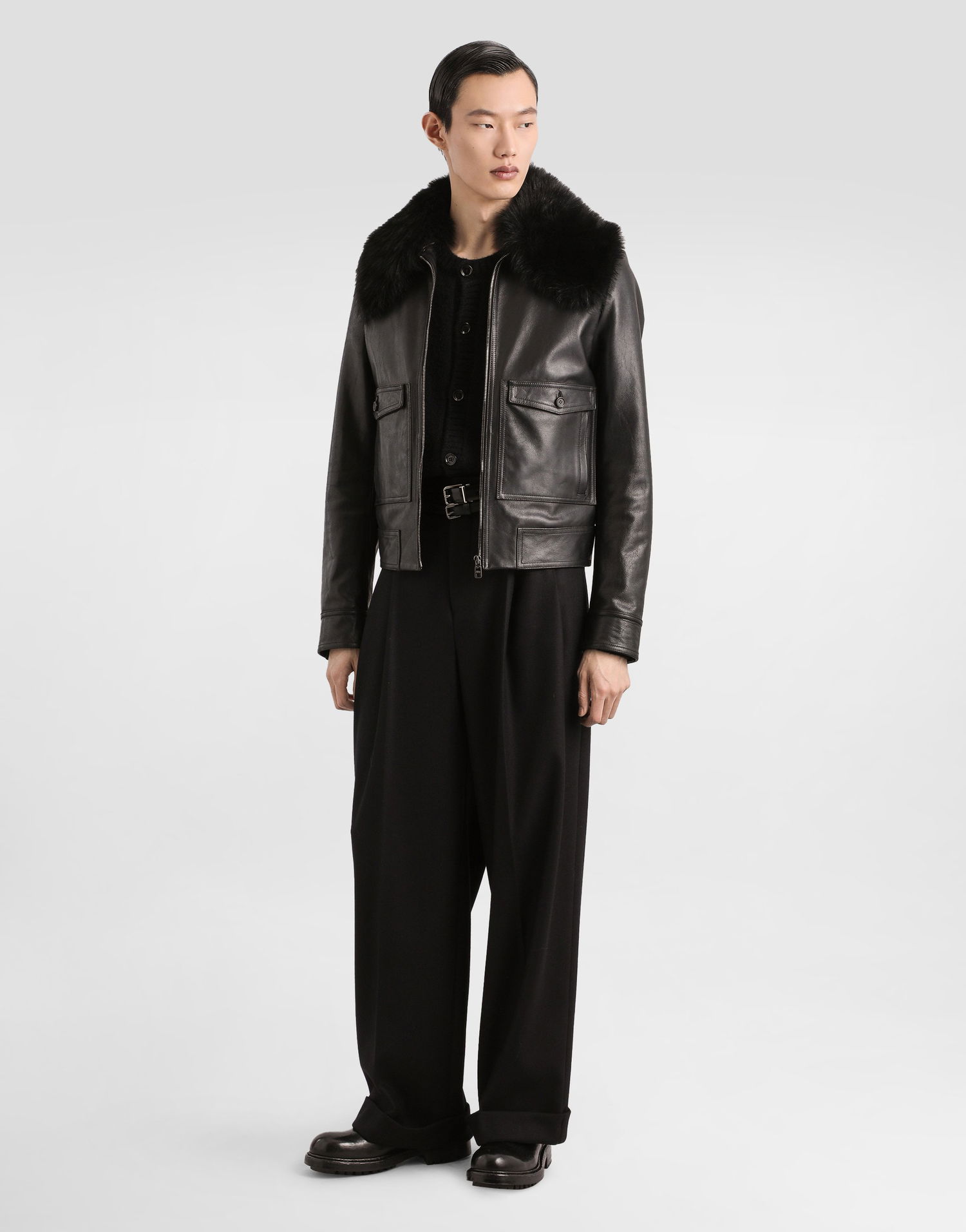 Hlače Dolce & Gabbana Dolce & Gabbana Wool Cropped Trousers Črna | GP168THU2A8N0000, 1