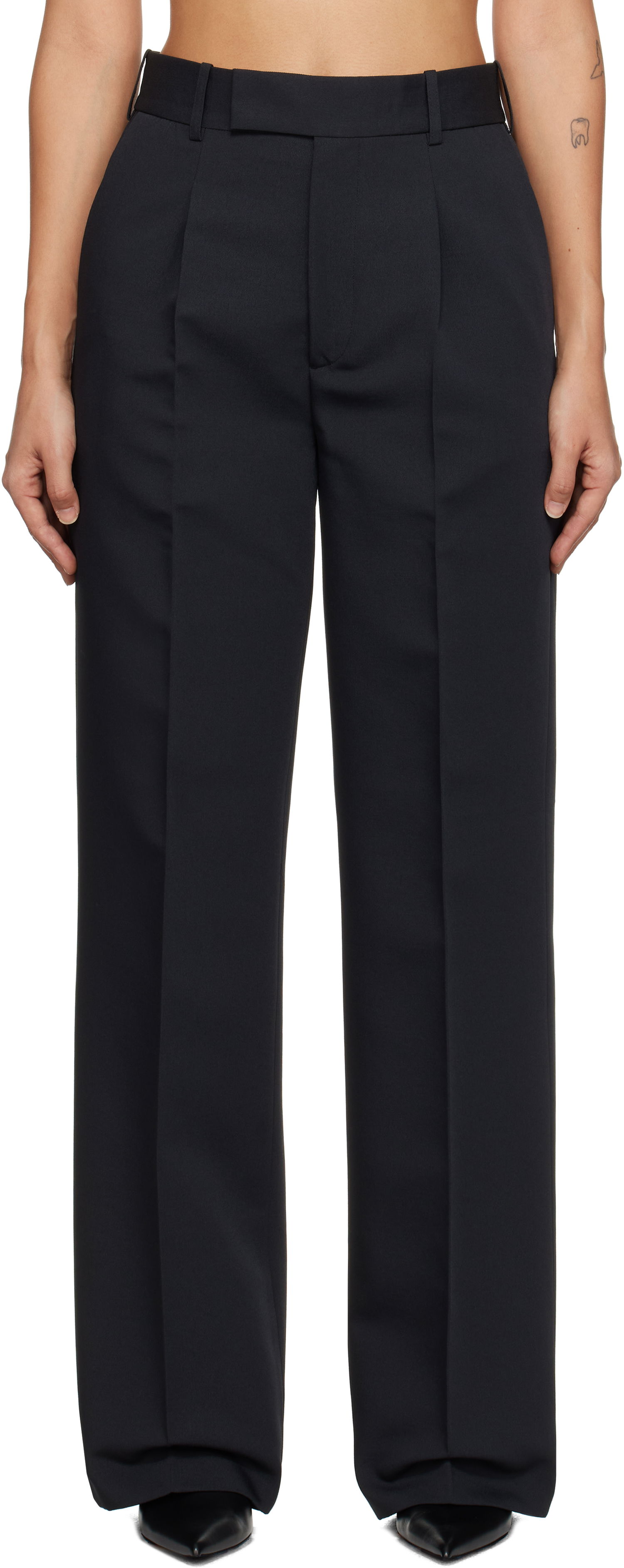 Hlače Róhe Relaxed Single Pleated Trousers Črna | 613-30-012, 0