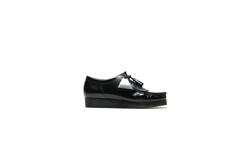 Superge in čevlji Clarks Originals Wallabee Polished Tassel Črna | 26183780