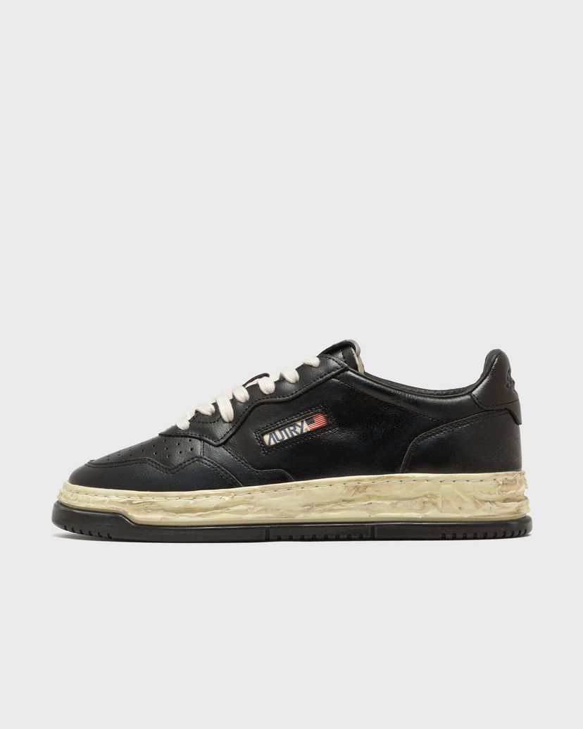 Superge in čevlji Autry MIHARA YASUHIRO x SUPVINT LOW Črna | AVLMMMY2