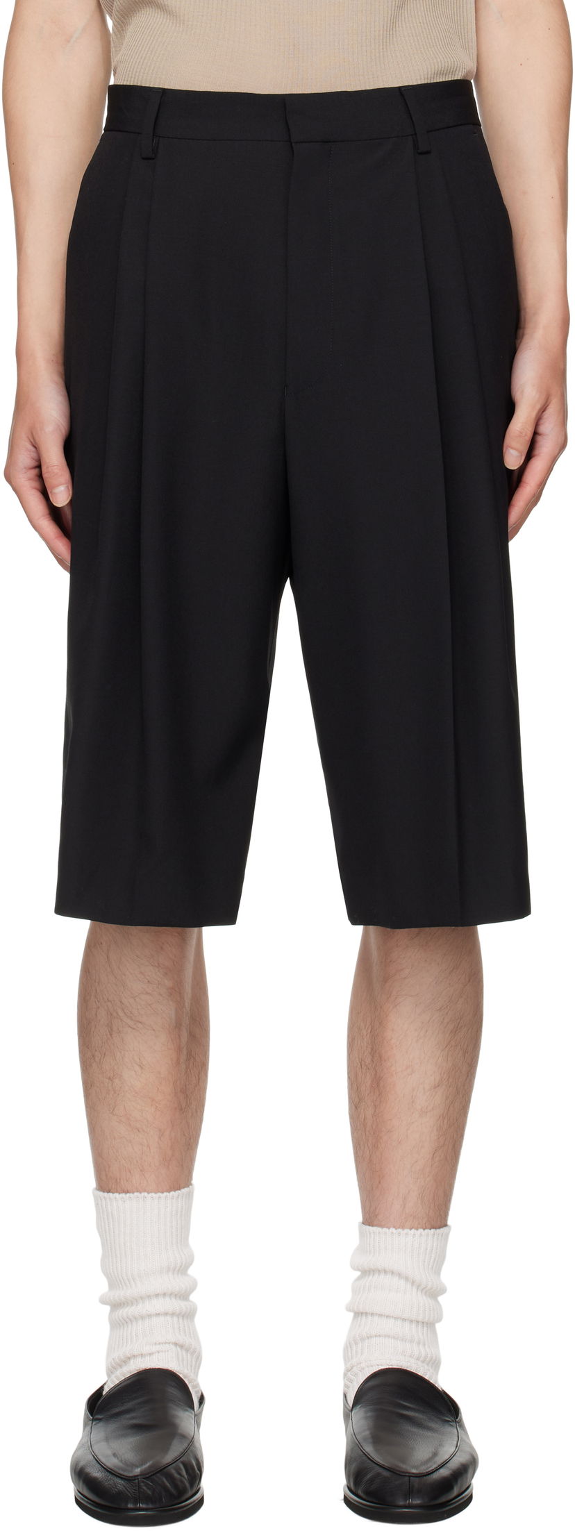 Kratke hlače Dries Van Noten Dries Van Noten Wool Pleated Shorts Črna | 252-020935-2057