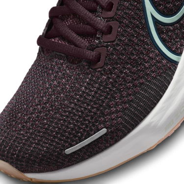 Superge in čevlji Nike ZoomX Invincible Run Flyknit 2 W Bordo | DC9993-601, 3