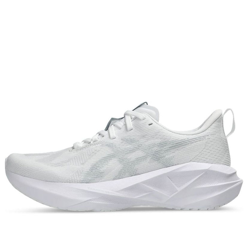 Superge in čevlji Asics Novablast 5 Bela | 1012B765-100