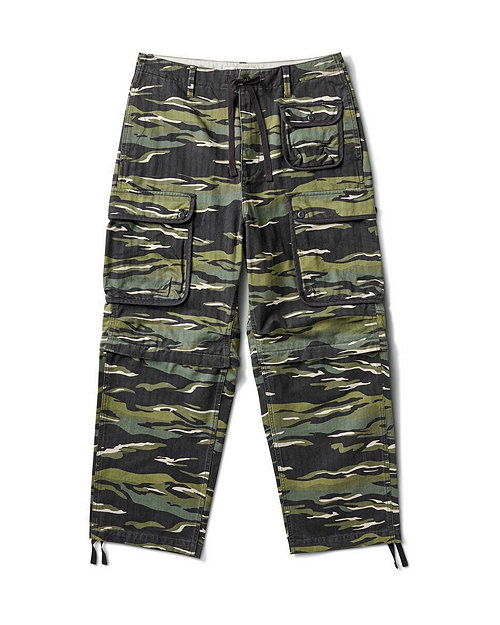 Cargo hlače Vans Vans Premium Terrain Cargo Trousers Zelena | VN000MECCMA