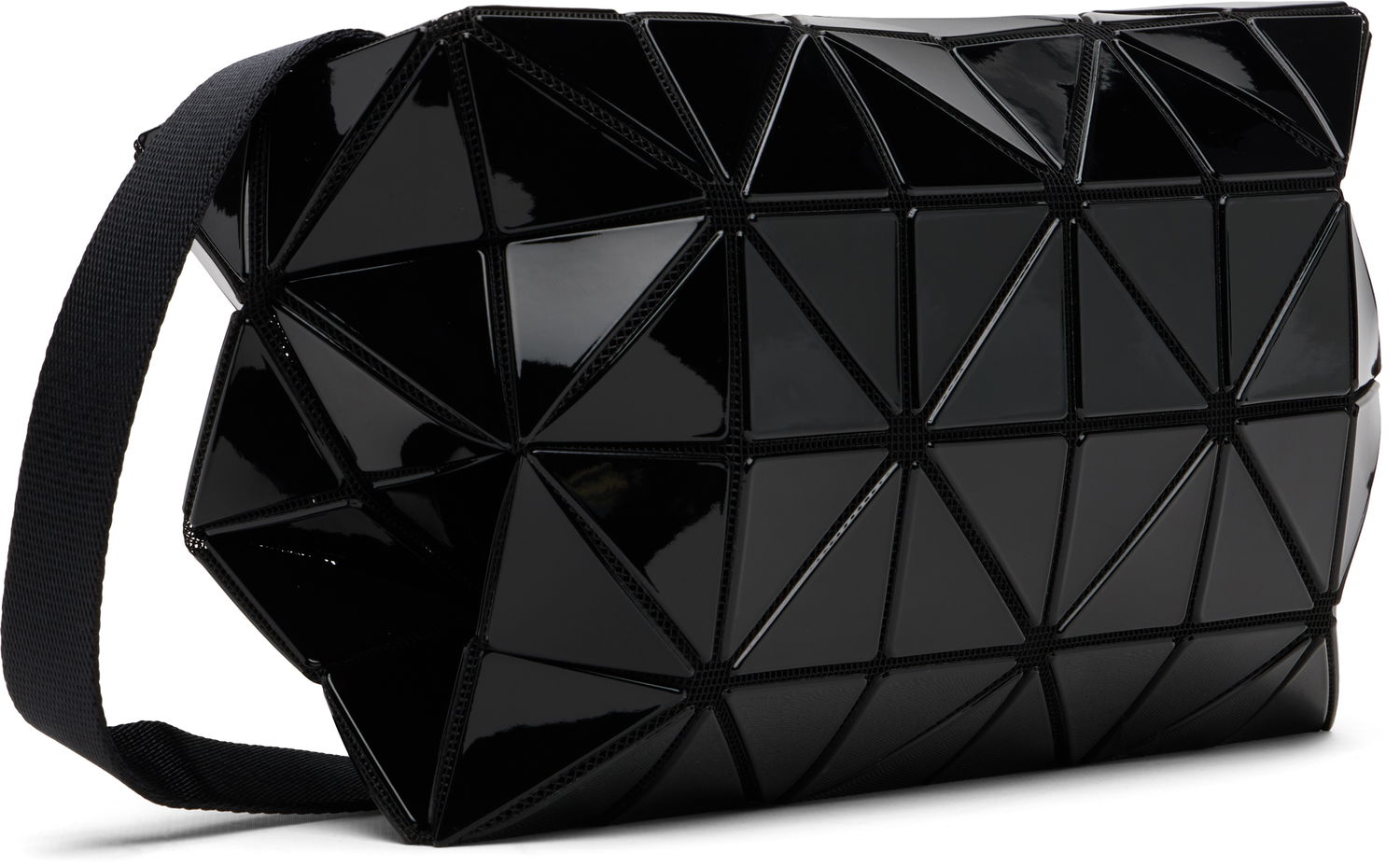 Torba za čez ramo BAO BAO ISSEY MIYAKE Glossy Triangular Panel Carton Shoulder Bag Črna | BB58AG422, 1