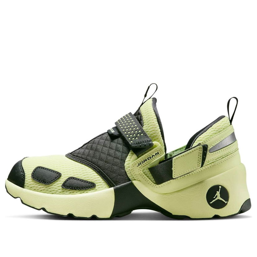 Superge in čevlji Jordan Air Jordan Trunner LX Zelena | HQ2164-302