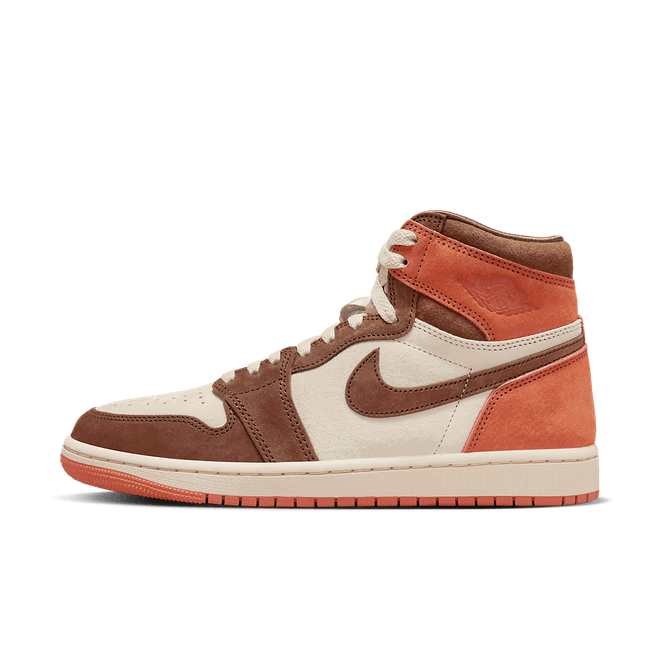 Superge in čevlji Jordan Air Jordan 1 Retro High OG "Dusted Clay" W Oranžna | FQ2941-200