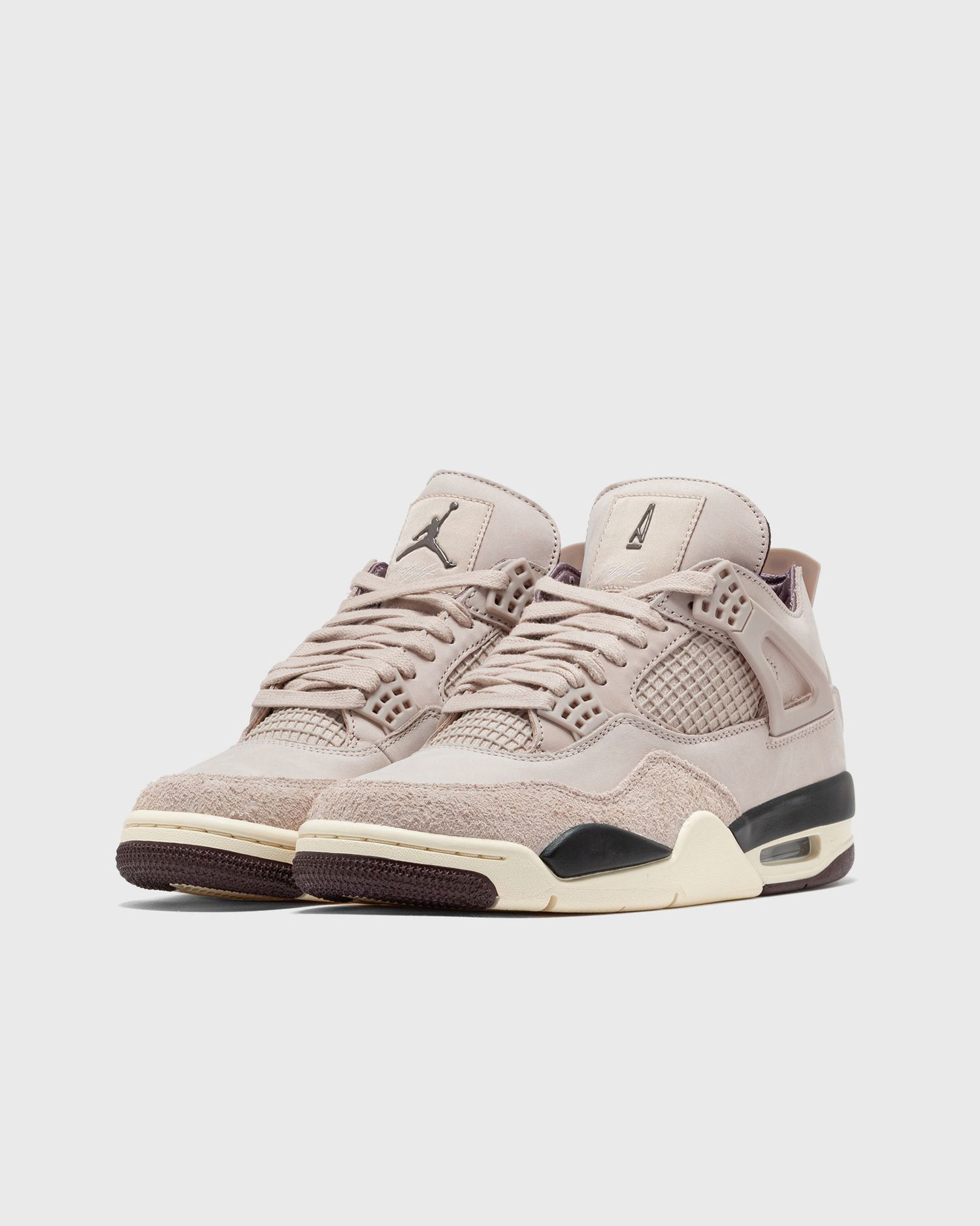 Superge in čevlji Jordan A Ma Maniére x Air Jordan 4 Retro "Fossil Stone" Bež | FZ4810-200, 1