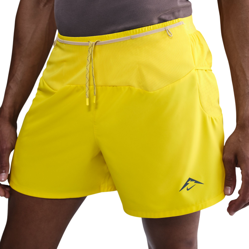 Kratke hlače Nike Trail Second Sunrise 5" Shorts Rumena | hj3572-718