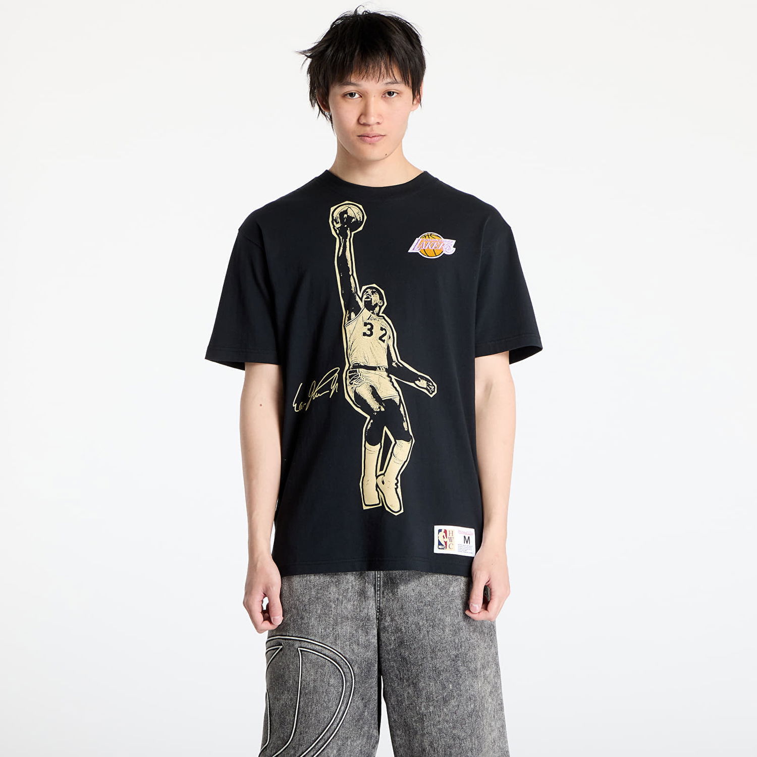 Majica Mitchell & Ness Mitchell & Ness Lakers Magic Johnson Vintage Graphic Tee Črna | NN12306-LALBLCK, 0