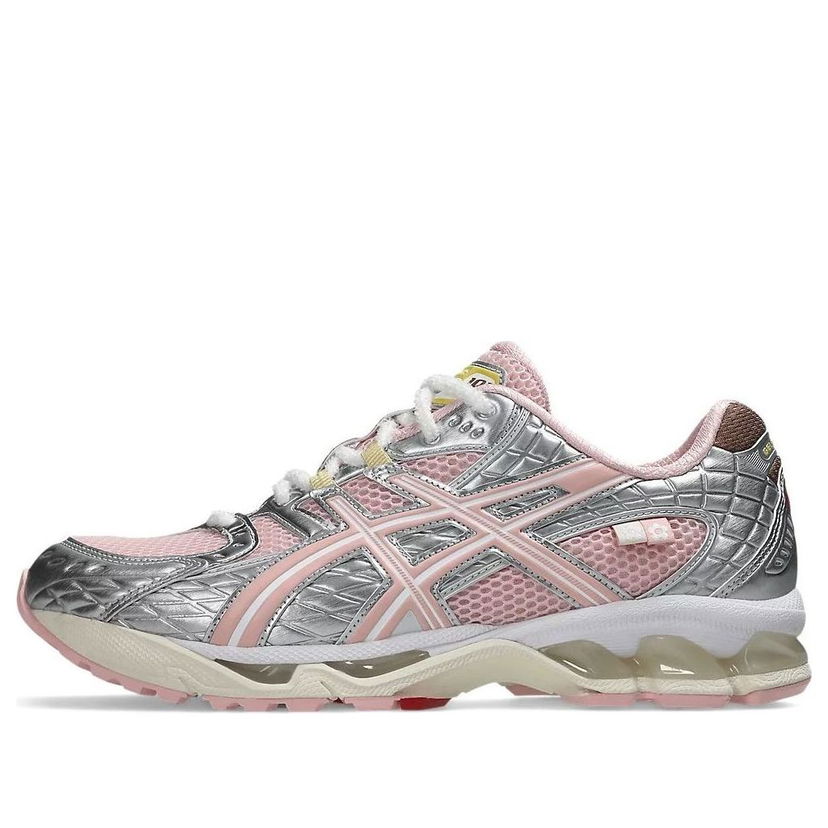 Superge in čevlji Asics Vandy The Pink x atmos Gel-Nimbus 10.1 'Banana Split Strawberry' Roza | 1203A865-702