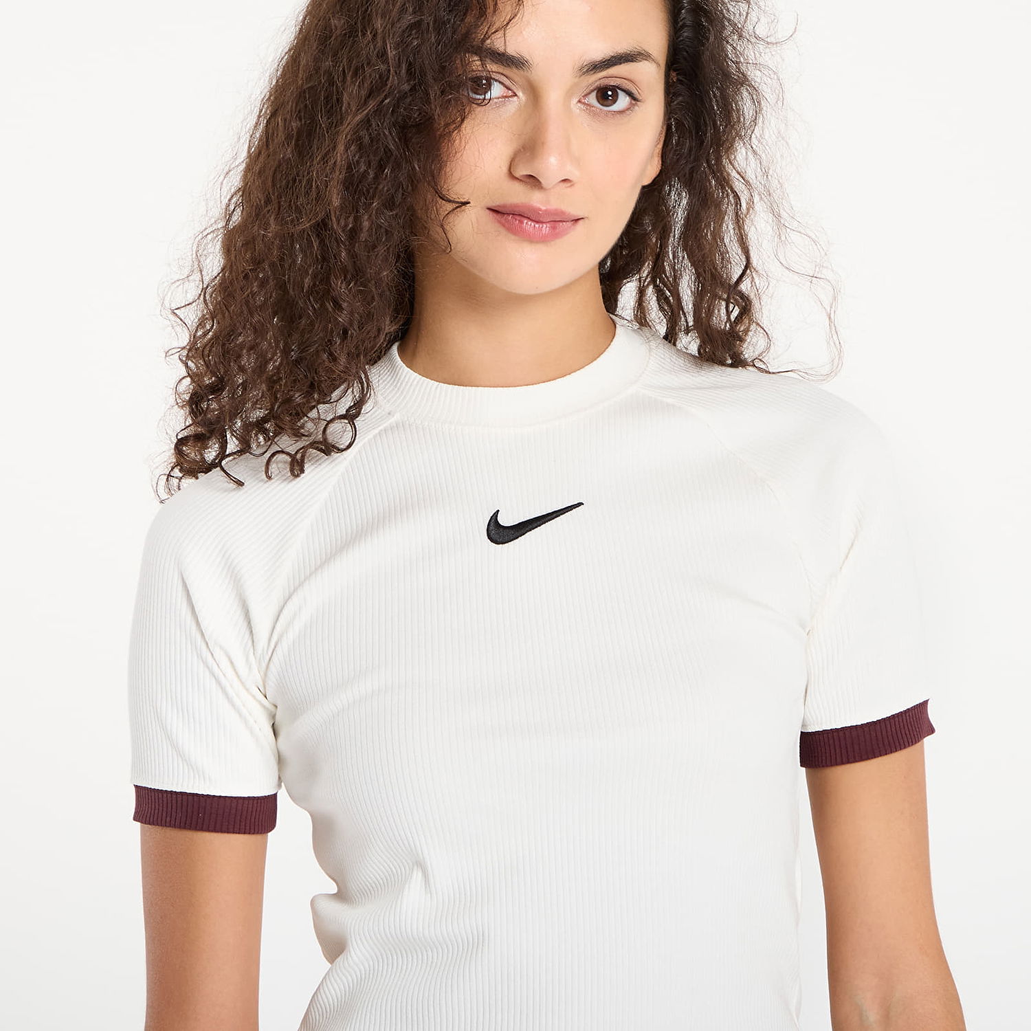 Krop-top Nike Nike Fitted Crop Top Bela | IO8894-133, 1