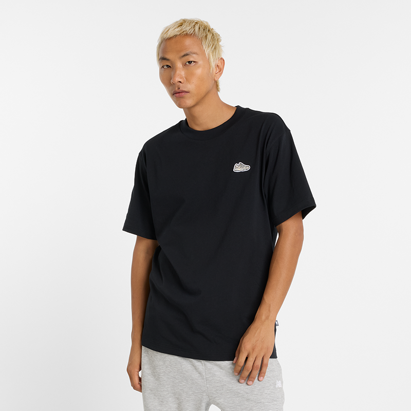Majica New Balance NB Essentials Stacked Logo Tee Črna | NBMT51966BK