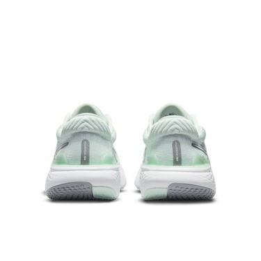 Superge in čevlji Nike ZoomX Invincible Run Flyknit 2 Zelena | DC9993-301, 2