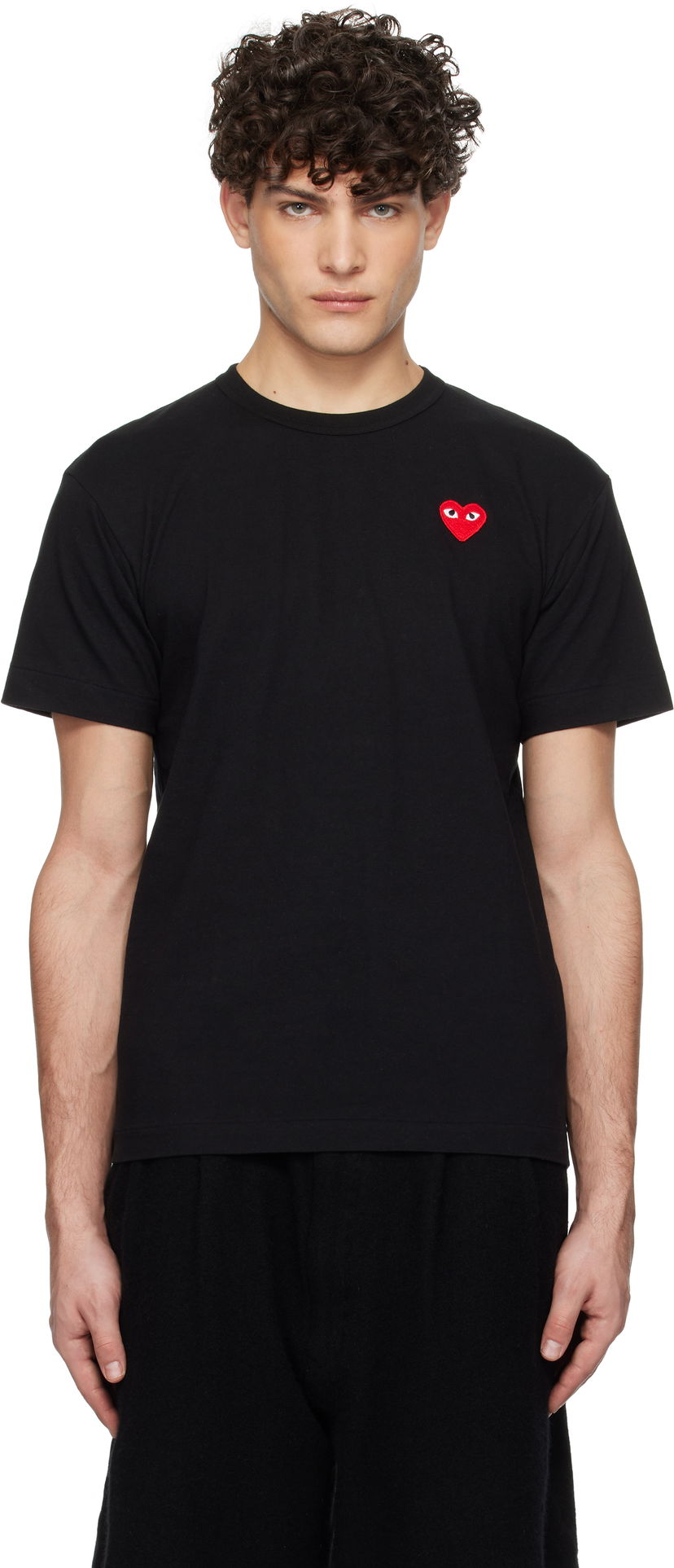 Majica Comme des Garçons Black T-Shirt with Red Heart Patch Črna | AX-T108-051
