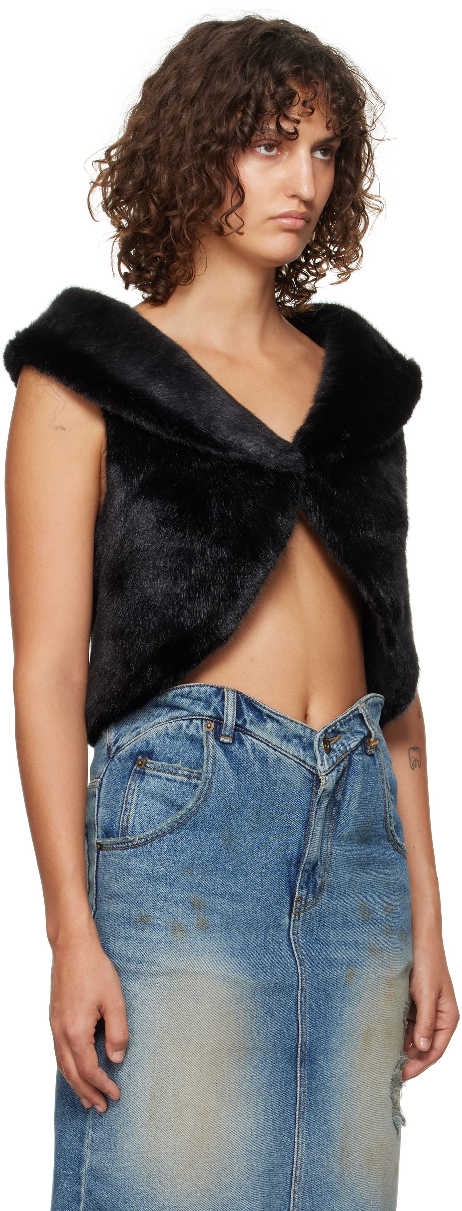 Telovnik We11done We11done Cropped Faux-Fur Vest Črna | WD-F93-24-026-W-BK, 1