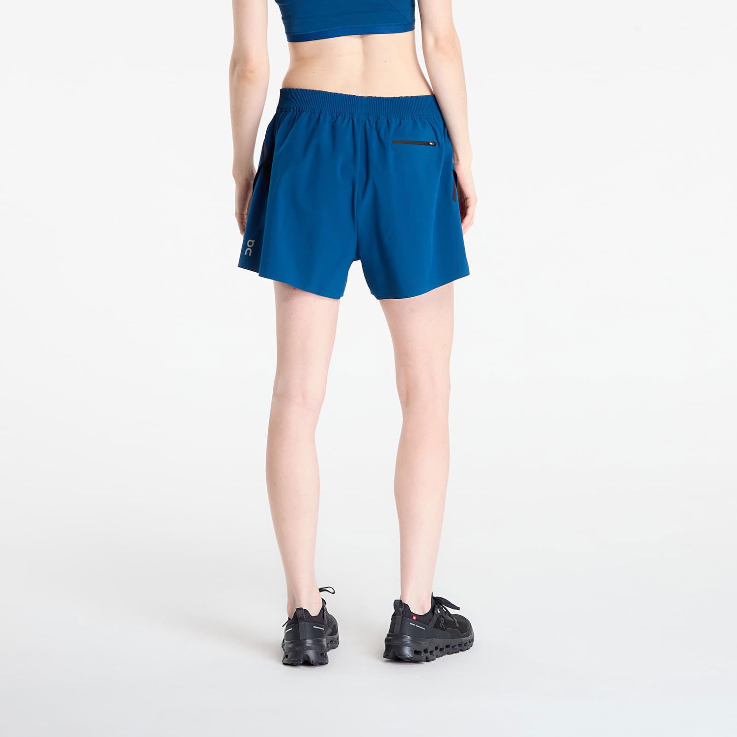 Kratke hlače On Running On Train Running Shorts Modra | 1WF10333536, 1