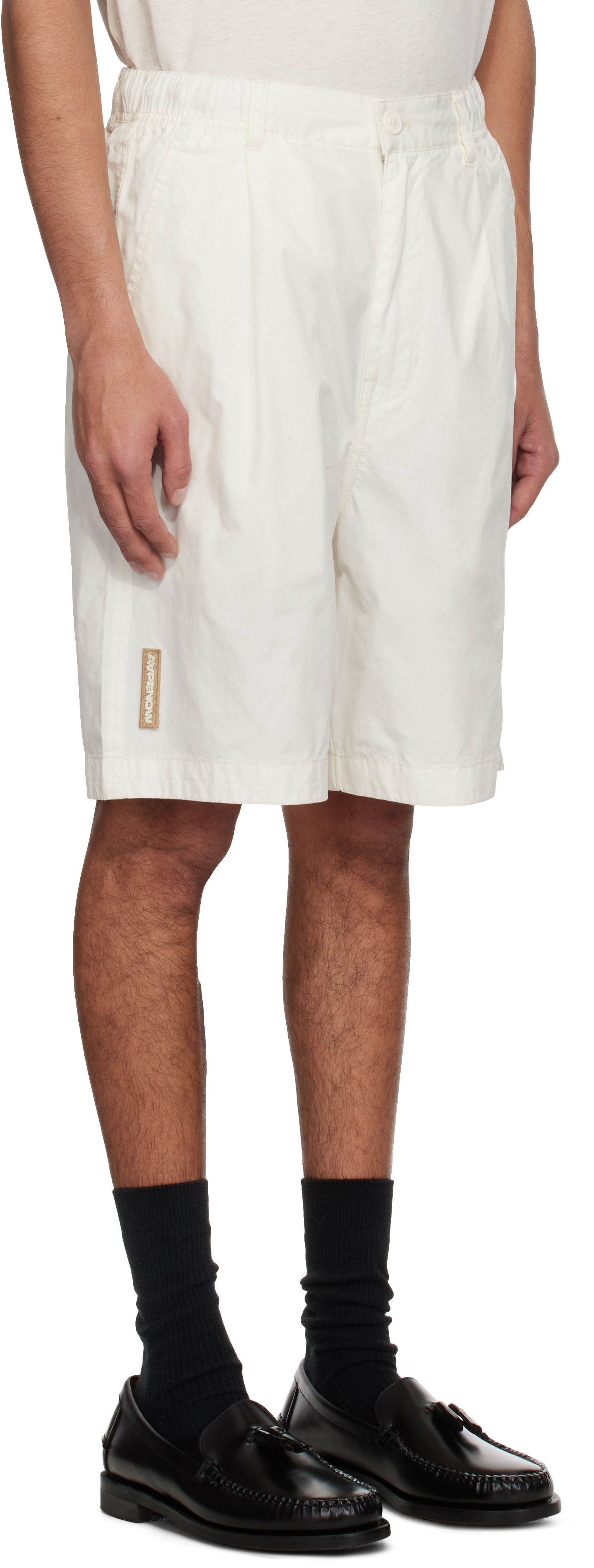 Kratke hlače AAPE by A Bathing Ape AAPE by A Bathing Ape 'AAPE Now' Woven Shorts Bela | AAPSPMB670XXNIVX, 1