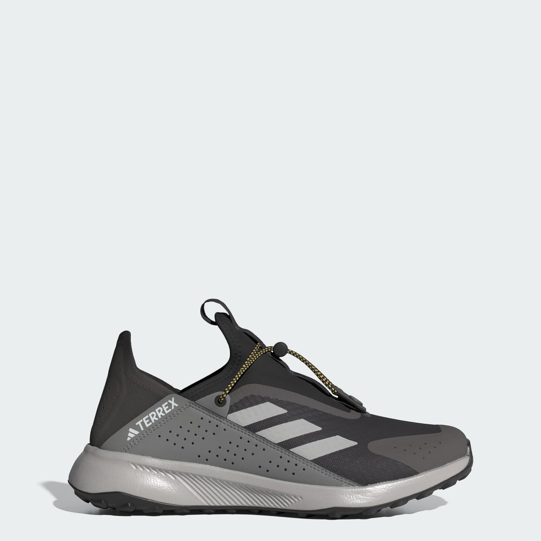 Superge in čevlji adidas Performance adidas TERREX Boty Terrex Voyager 21 Slip-On HEAT.RDY Travel Črna | IE2599, 1