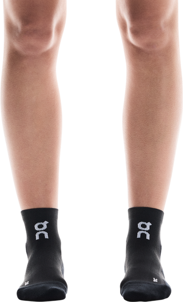 Nogavice On Running Running Core Mid Socks Črna | 2uf10070553, 1