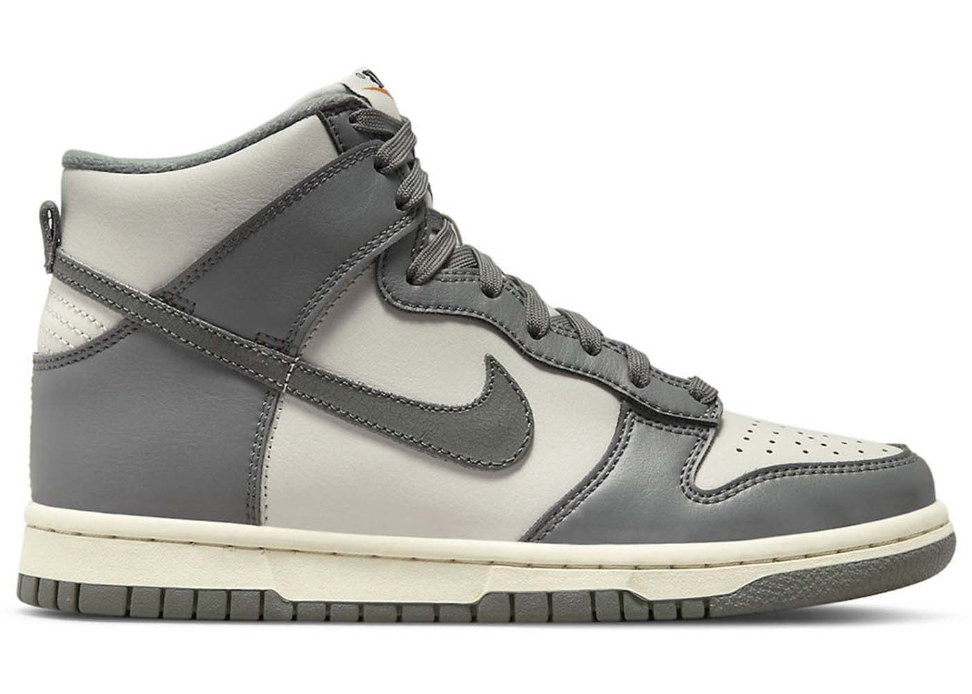Superge in čevlji Nike Dunk High Two Tone Grey Siva | DM1028-001, 0