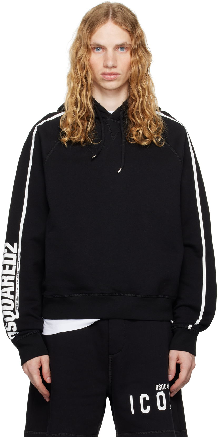 Pulover DSQUARED2 Raglan Fit Hoodie Črna | S71GU0713_S25516