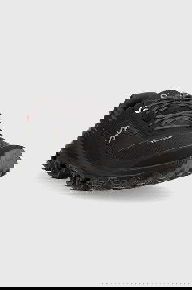 Superge in čevlji On Running Cloudventure Waterproof W Črna | 32.99249, 2