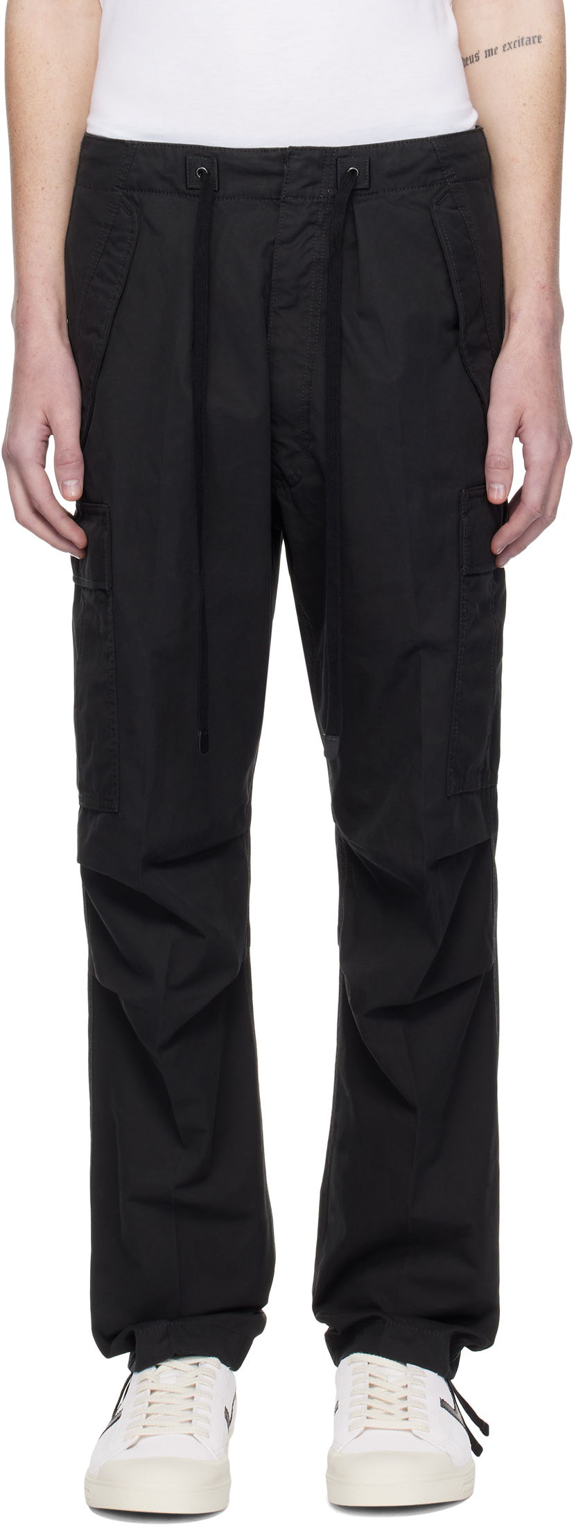 Cargo hlače Tom Ford Tom Ford Enzyme Twill Cargo Pants Črna | SCC001-FMC054F23