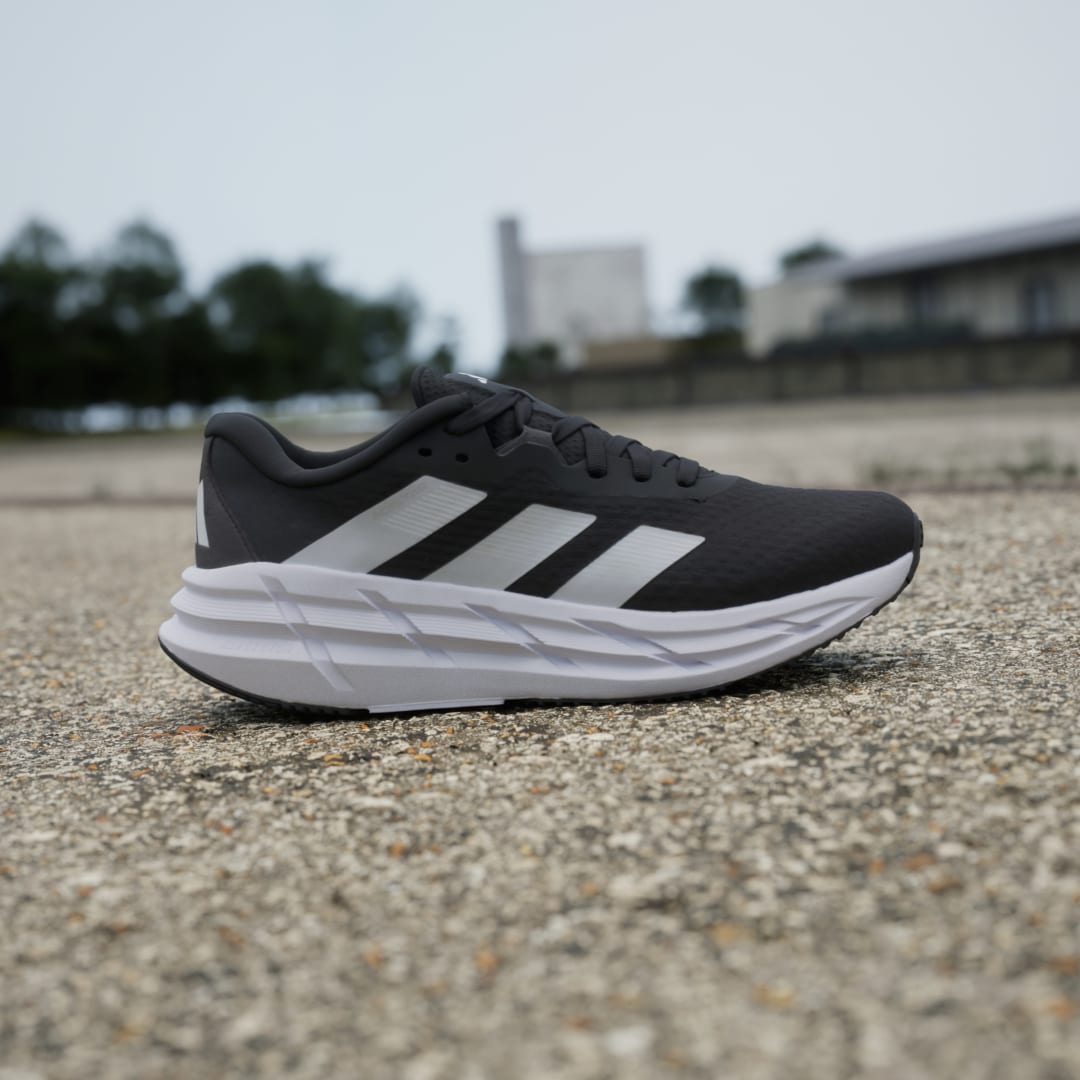 Superge in čevlji adidas Performance Adistar 3 Črna | ID6161, 1