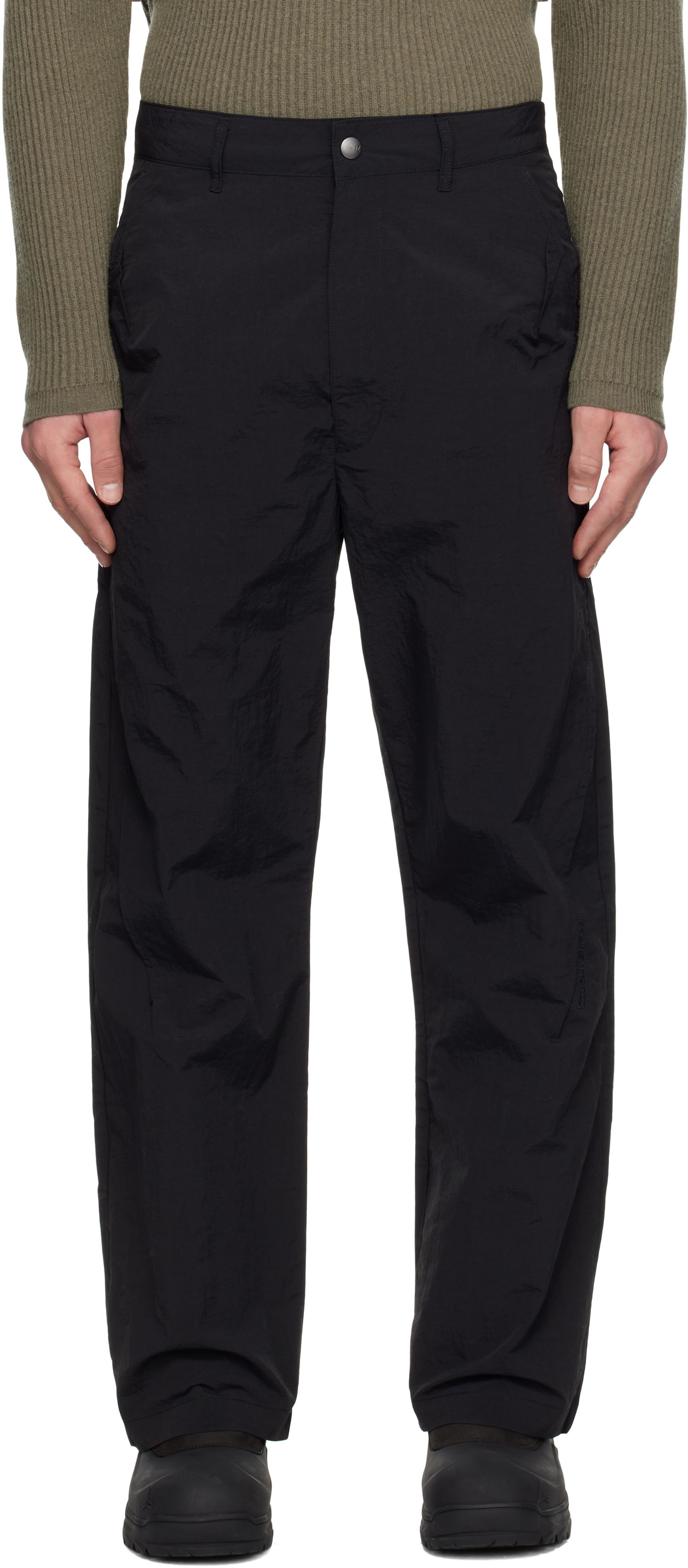 Hlače izzue Pleated Taslan Trousers Črna | IZXPTL6111F4NBKX, 0