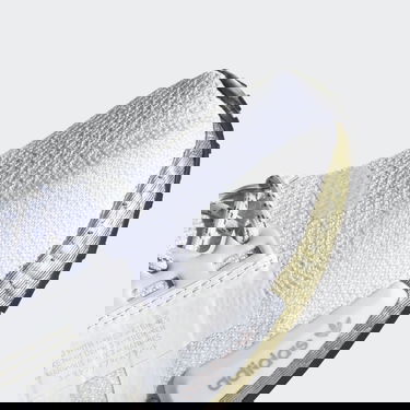 Superge in čevlji adidas Originals NMD_R1 V2 Bela | FW5450, 3