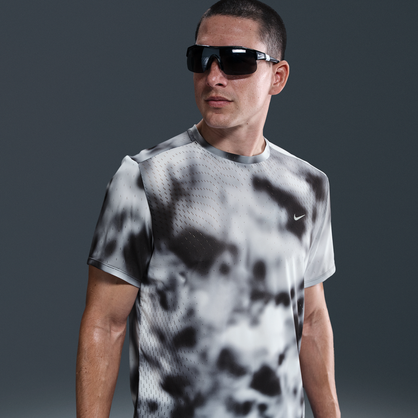 Majica Nike Dri-FIT ADV Running Division Breathe Short-Sleeve Running Top Siva | HJ4148-010