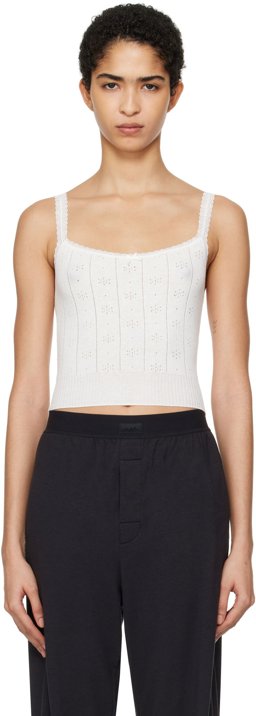 Majica brez rokavov SKIMS Sweater Camisole Bela | SL-CAM-6485W