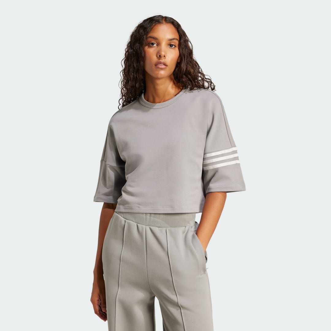 Krop-top adidas Performance Neuclassics Cropped Three Stripe Sweatshirt Siva | JI8509, 0
