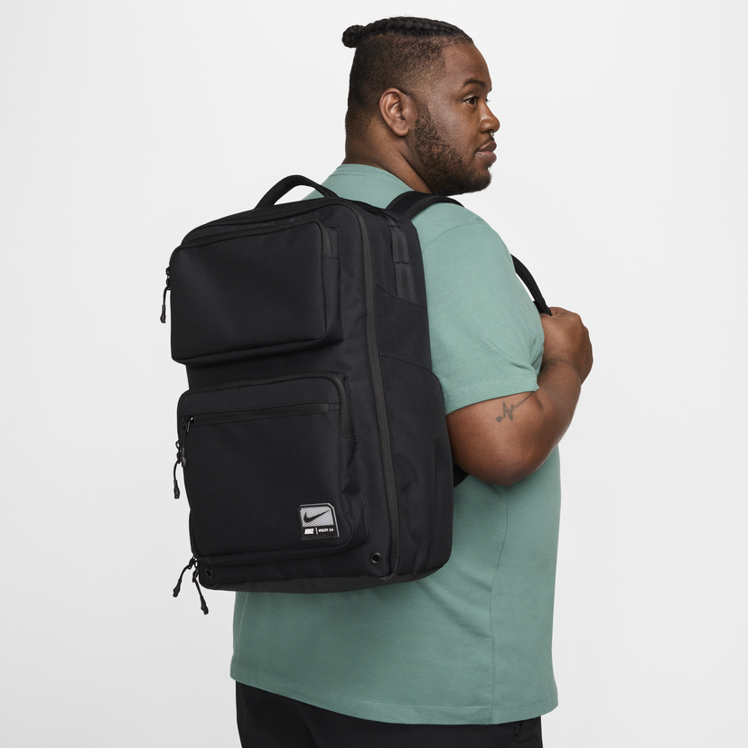 Nahrbtnik Nike Utility Speed (27 l) Črna | FN4106-010