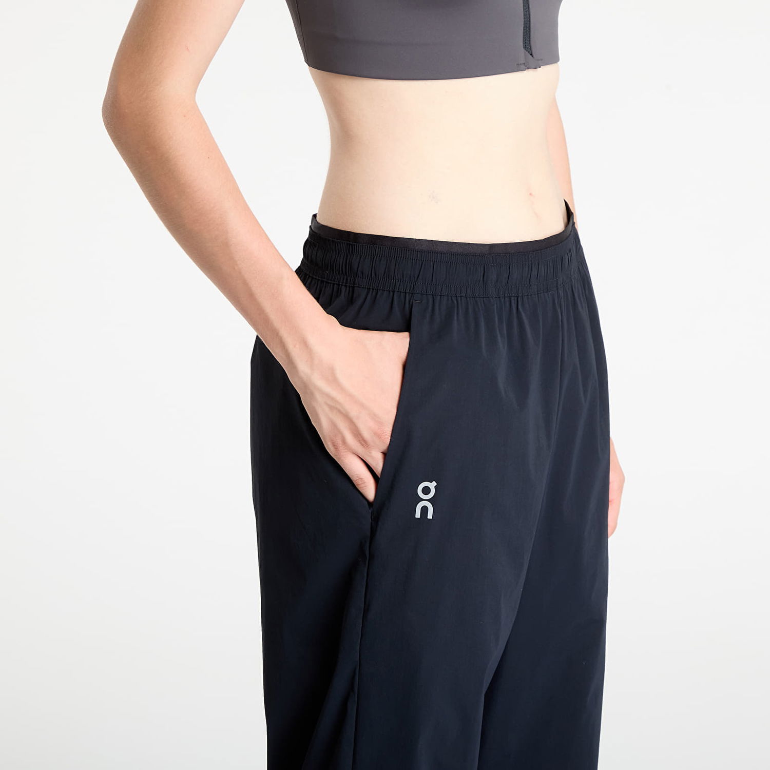 Trenirka On Running On All-Day Joggers Črna | 1WF30460553 W, 1