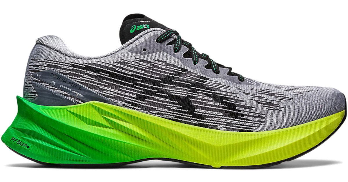Superge in čevlji Asics Novablast 3 Siva | 1011b458-021, 1