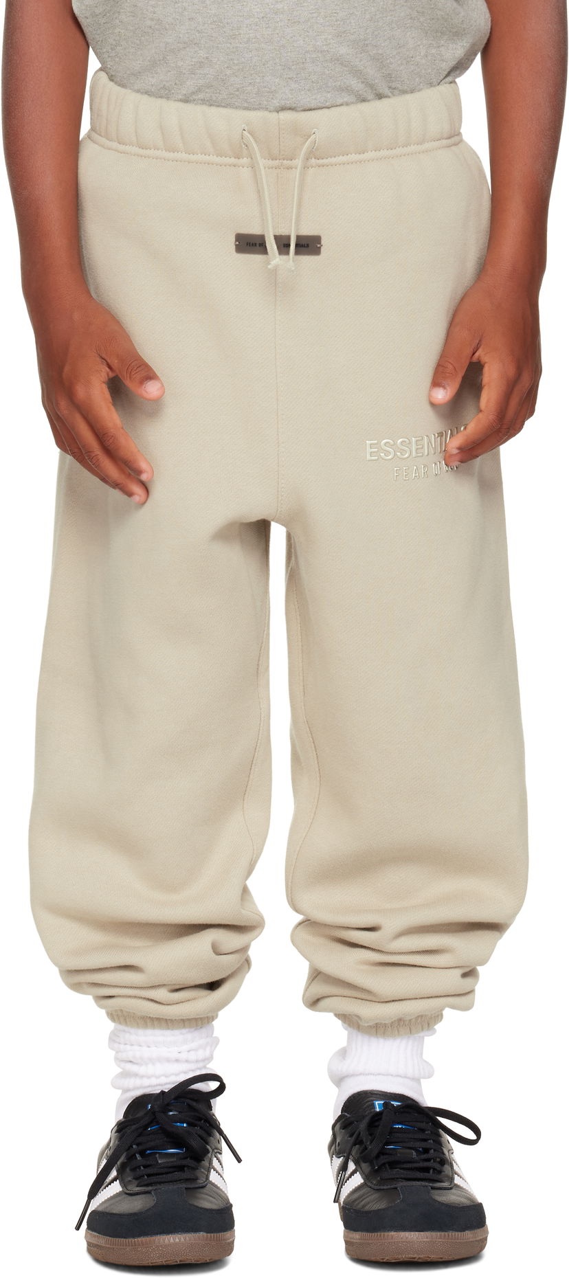 Trenirka Fear of God ESSENTIALS Classic Fit Sweatpants Bež | 785SP253216K