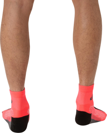 Nogavice Asics Performance Run Quarter Socks Rdeča | 3013b003-601, 2