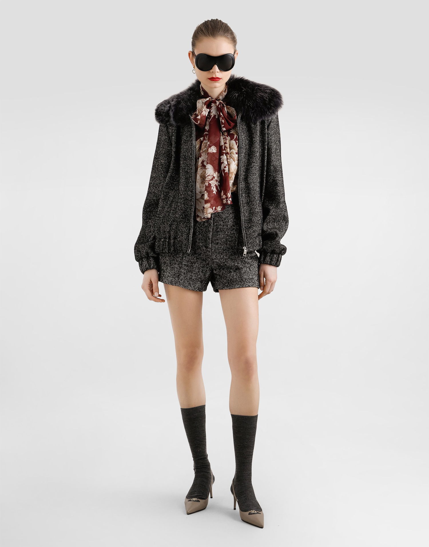 Kratke hlače Dolce & Gabbana Dolce & Gabbana Chevron Wool Blend Shorts Siva | FTDDYTFCZAGS8030, 1