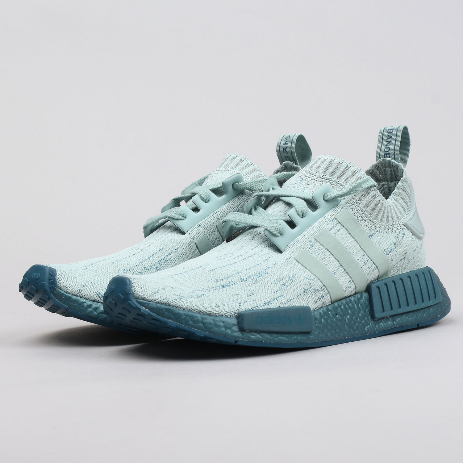 Superge in čevlji adidas Originals NMD_R1 W PK Zelena | CG3601, 1