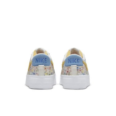 Superge in čevlji Nike Blazer Low Platform W Večbarvna | DV3210-100, 1