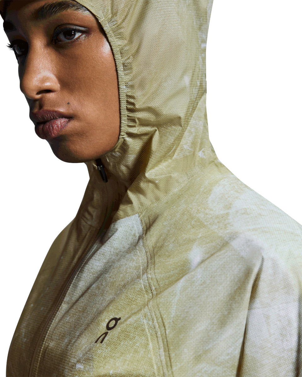 Vetrovka On Running On Running Ultra Hooded Jacket Bež | 1we12002992, 1