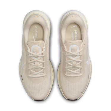 Superge in čevlji Nike Journey Run Bež | FJ7765-110, 2