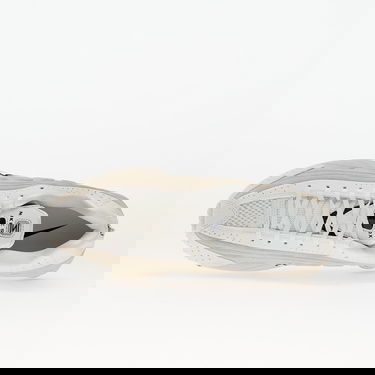 Superge in čevlji Nike Shox R4 Se Bež | HQ7739-100, 2