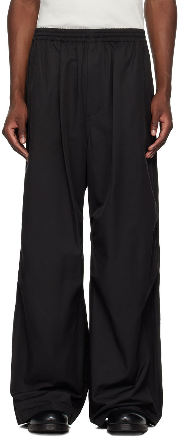 Hlače We11done Tucked Trousers Črna | WD-PT2-24-238-M-BK