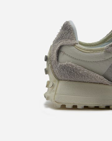Superge in čevlji New Balance 327 Siva | U327WCC, 1