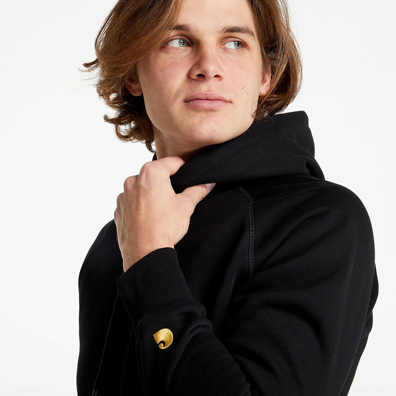 Pulover Carhartt WIP WIP Hooded Chase Črna | I026384 Black/ Gold, 0
